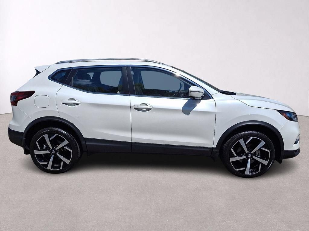 Certified 2022 Nissan Rogue Sport SL AWD/4WD image 10