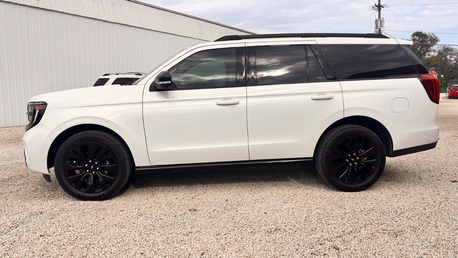Certified 2025 Ford Expedition Platinum w/ Stealth Appearance Package image 14