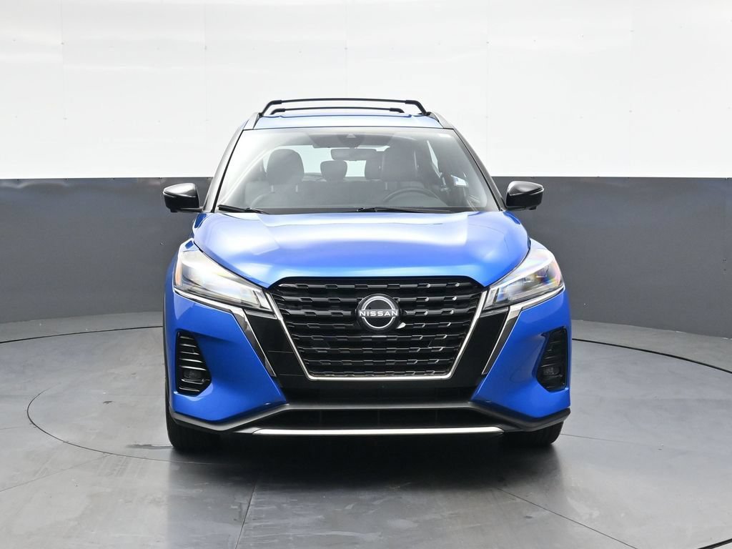Used 2023 Nissan Kicks SR w/ SR Premium Package FWD image 15