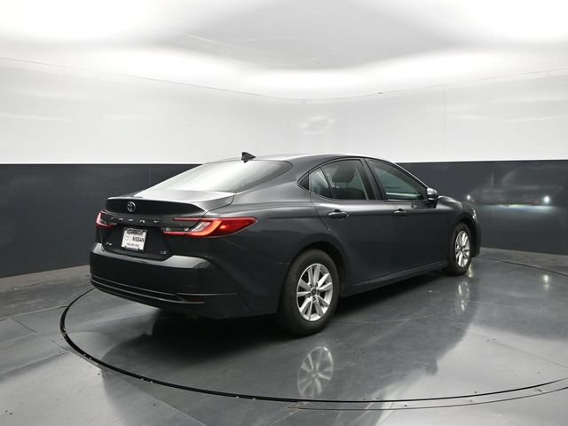 Used 2025 Toyota Camry LE FWD image 8