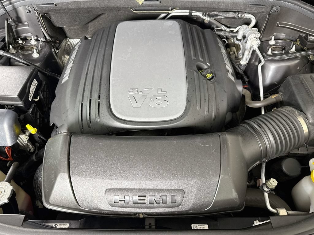 Used 2023 Dodge Durango R/T w/ Tow 'N Go Package AWD/4WD image 38