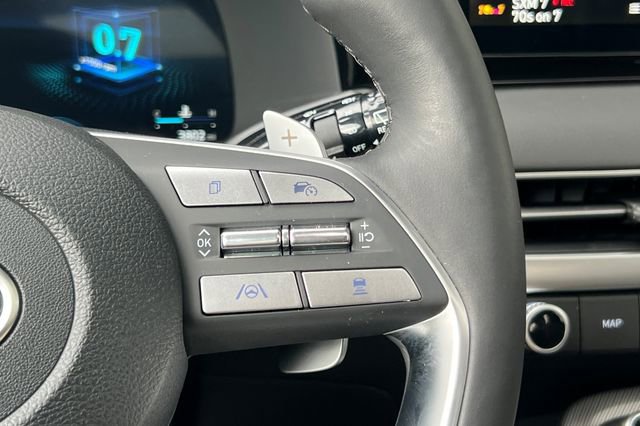 Used 2025 Hyundai Palisade SEL FWD image 32