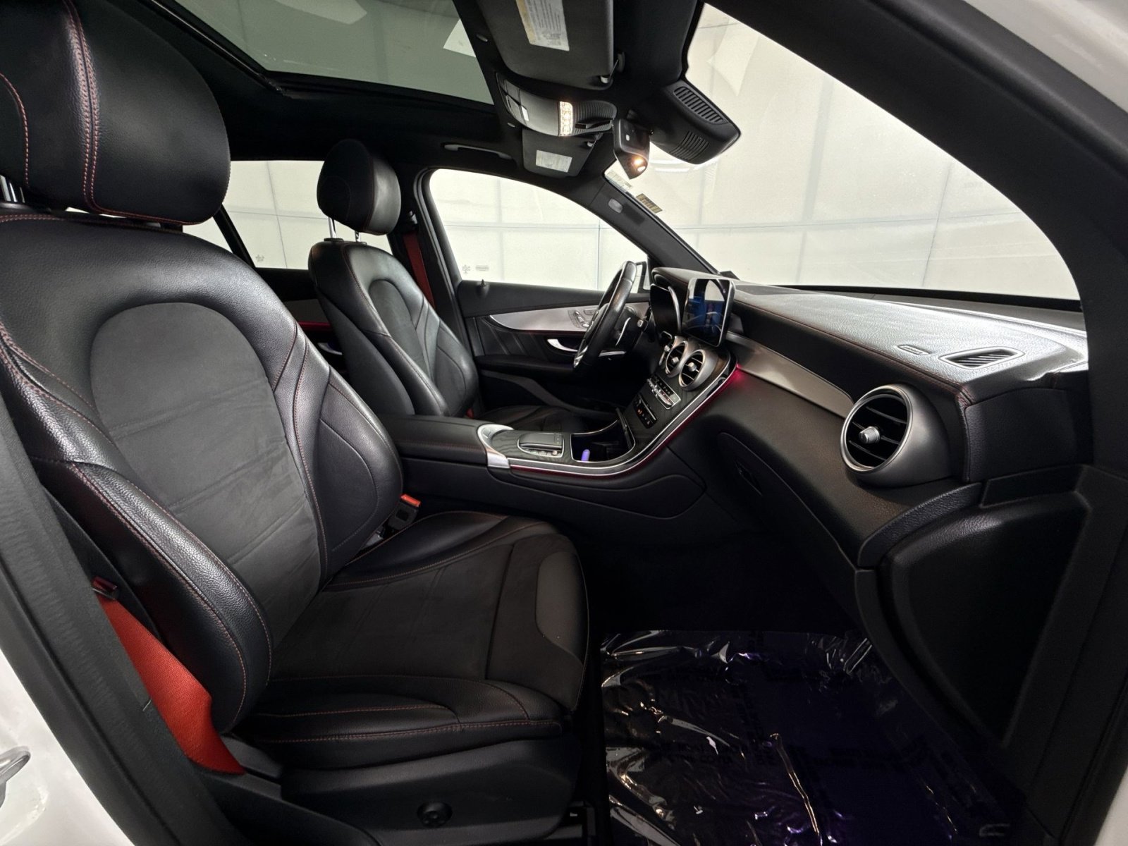 Used 2021 Mercedes-Benz GLC 43 AMG 4MATIC image 27