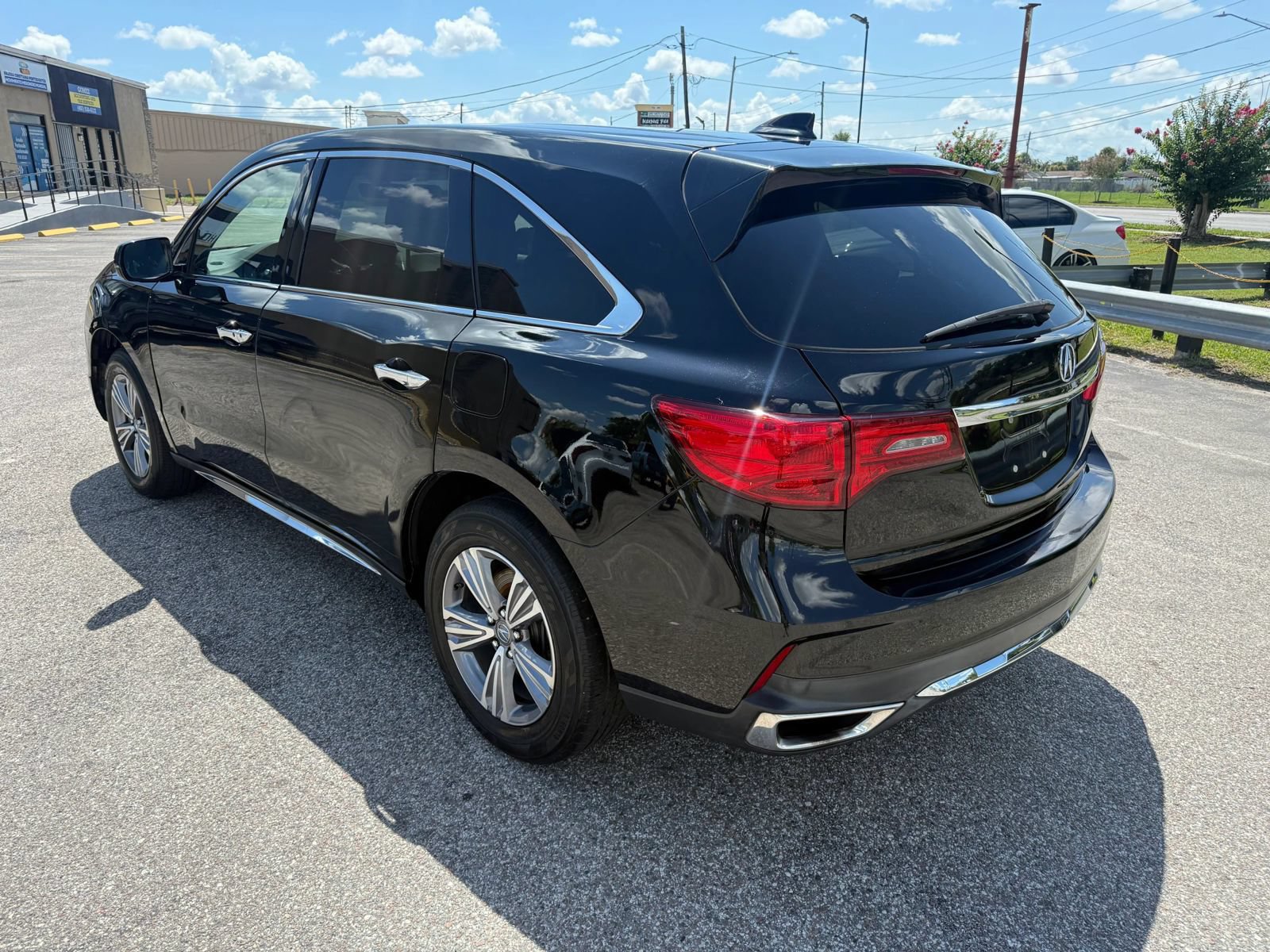 Used 2020 Acura MDX FWD image 3