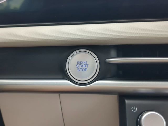 New 2025 Hyundai Tucson SE image 26