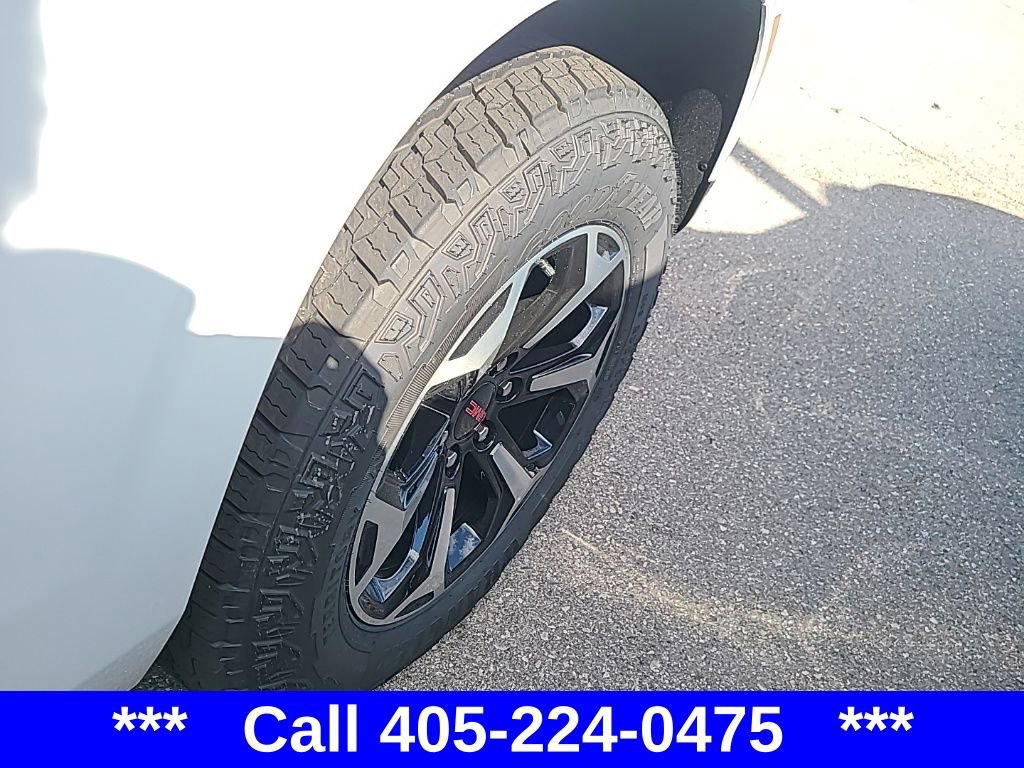 New 2026 GMC Yukon AT4 w/ AT4 Premium Plus Package image 16