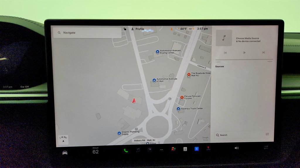 Used 2023 Tesla Model X image 24