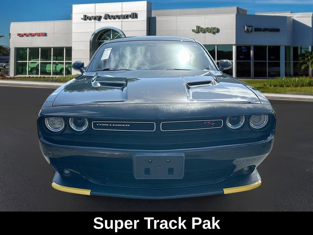 Used 2015 Dodge Challenger R/T w/ Quick Order Package 22B R/T image 2