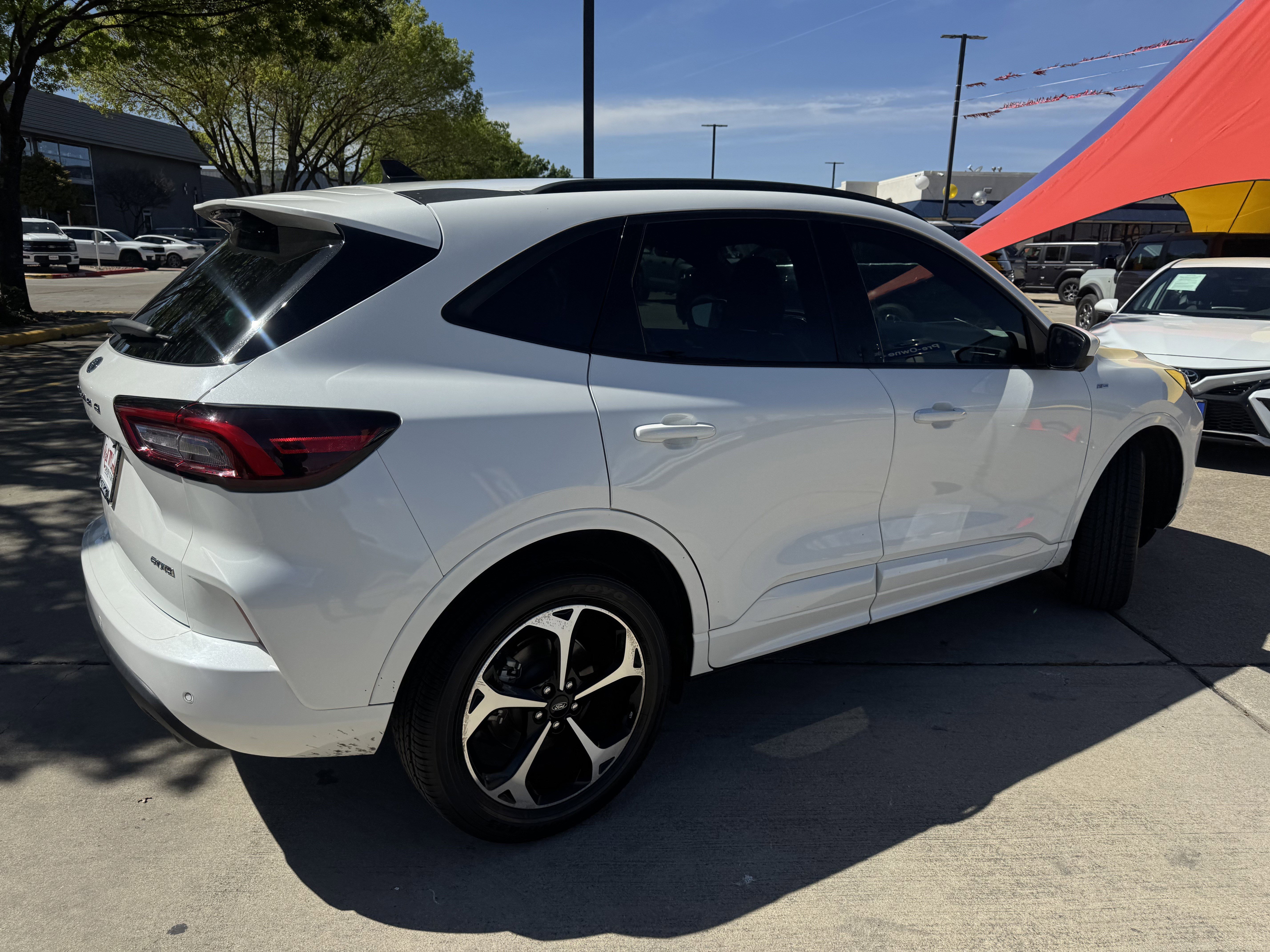 Used 2023 Ford Escape ST-Line Select w/ Tech Pack #2 image 5