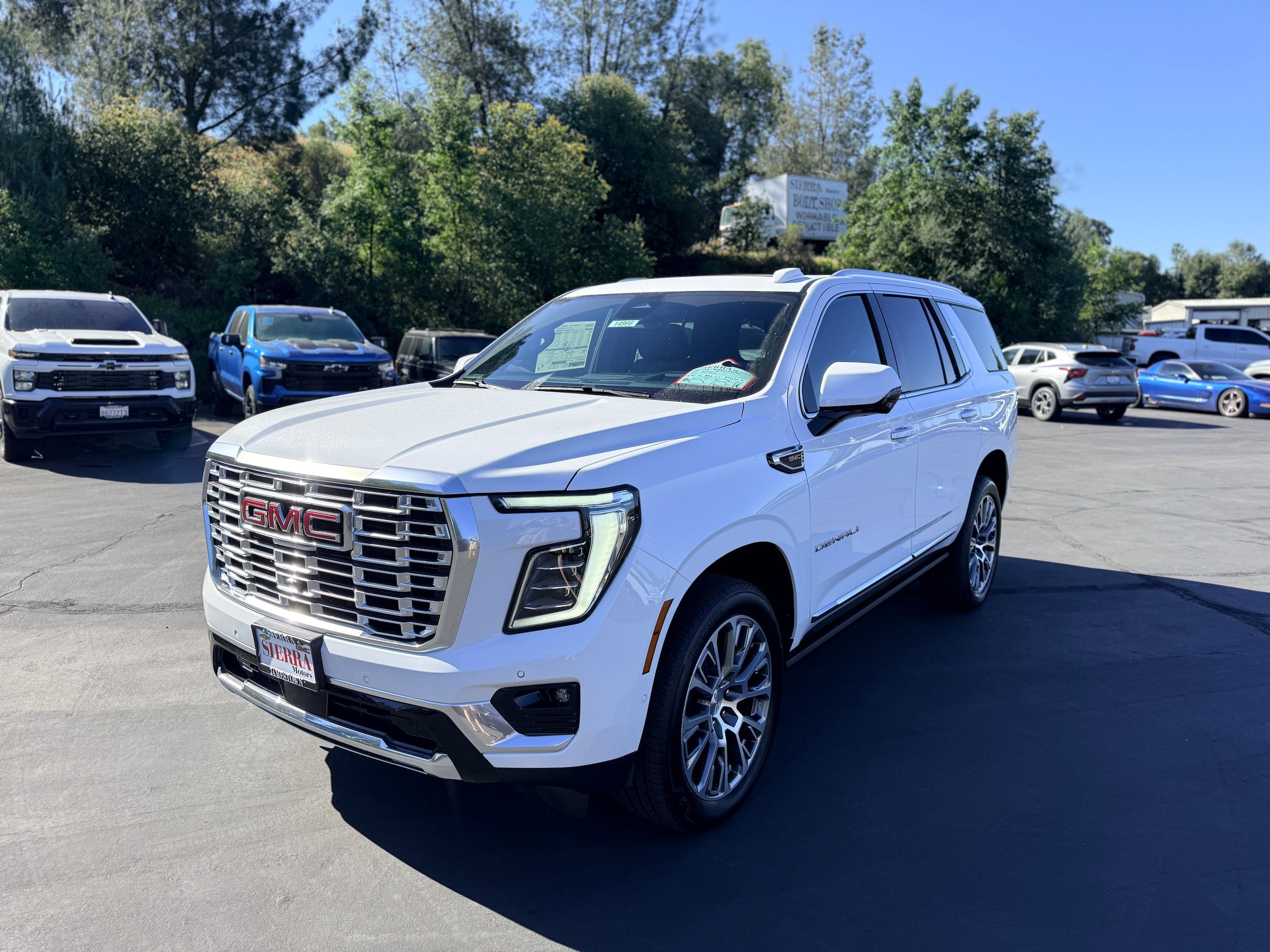 New 2026 GMC Yukon Denali w/ Sun & Power Step Package AWD/4WD image 1