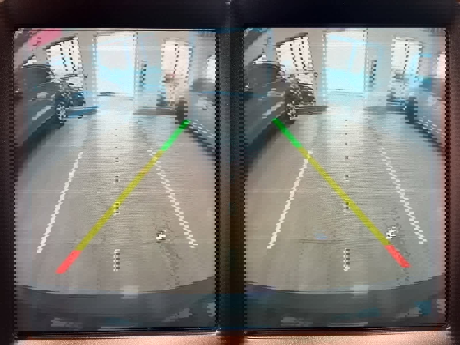 Used 2021 Jeep Cherokee Trailhawk w/ Comfort & Convenience Group image 20