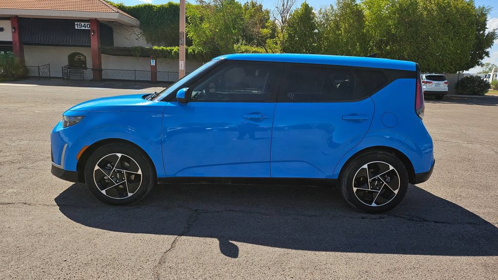 Used 2024 Kia Soul EX FWD image 7