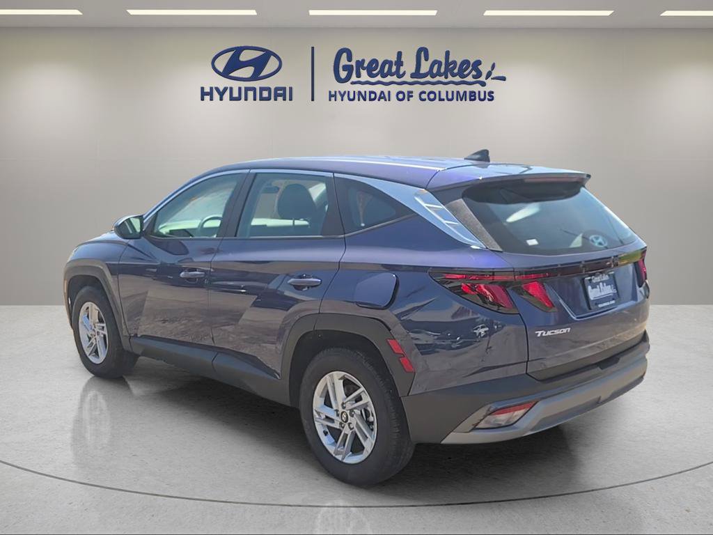 Used 2025 Hyundai Tucson SE AWD/4WD image 4