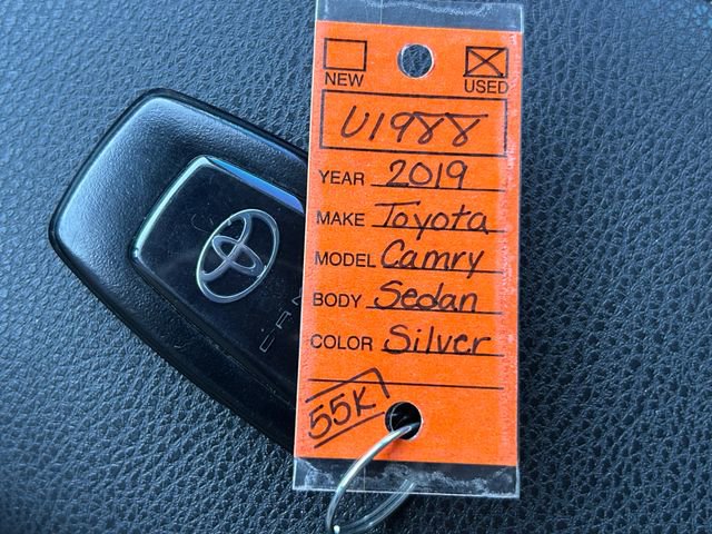 Used 2019 Toyota Camry XSE image 39