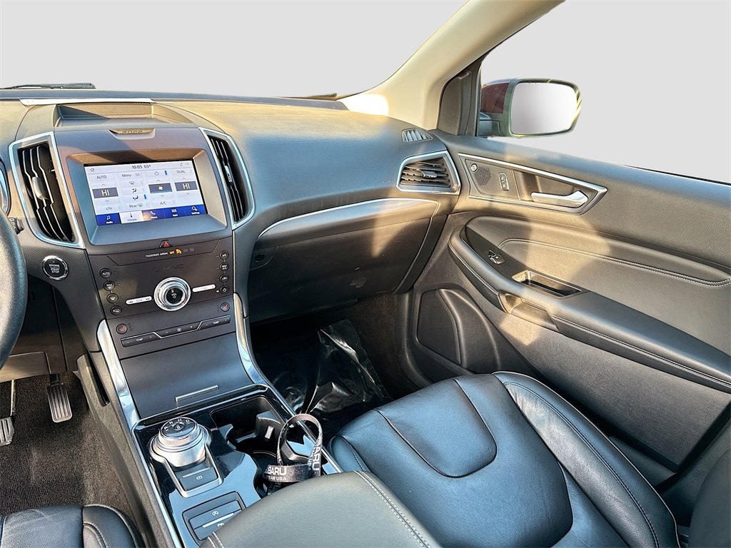 Used 2020 Ford Edge Titanium w/ Class II Trailer Tow Package image 21