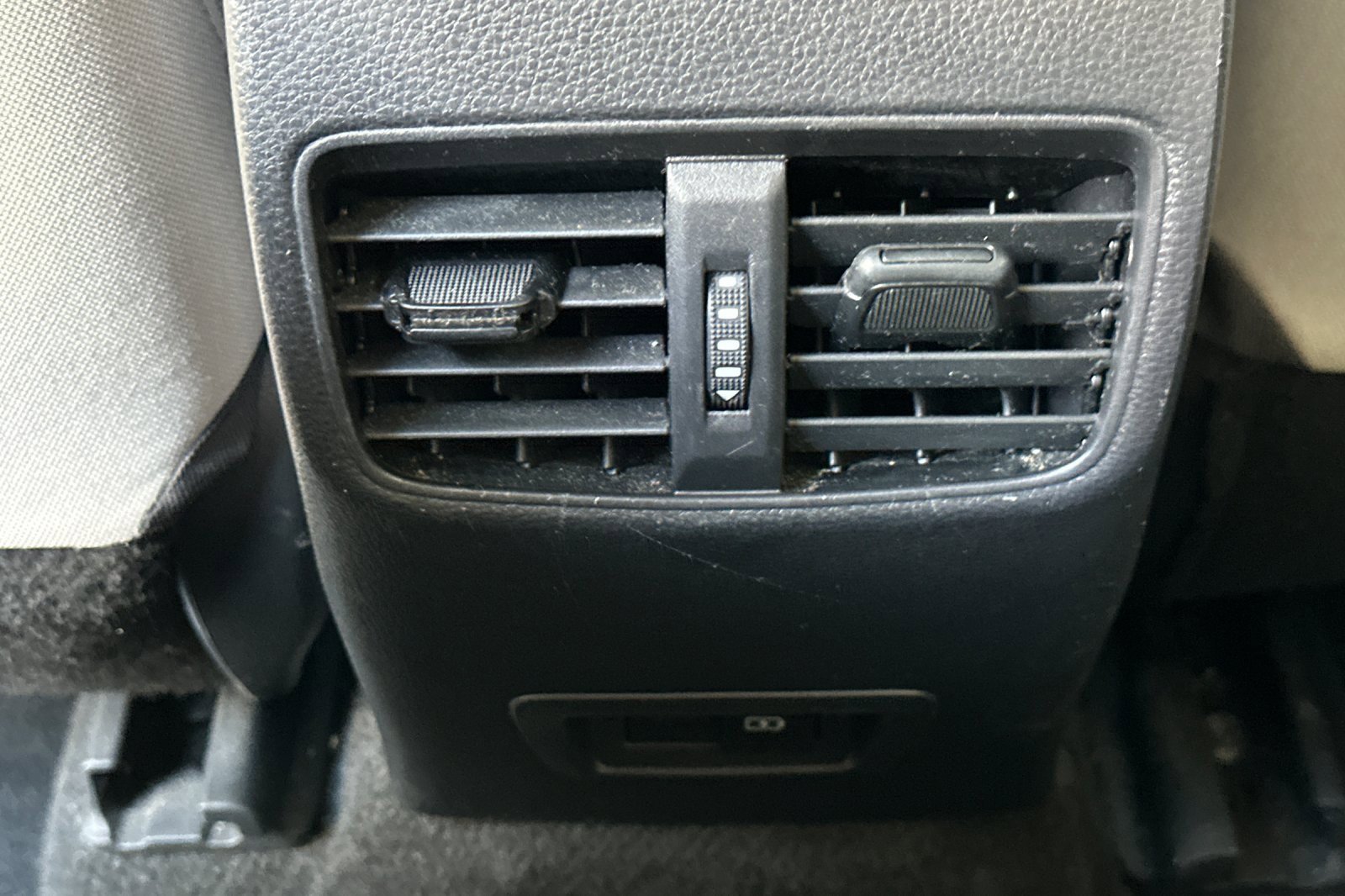 Used 2022 Toyota Corolla Cross LE image 15