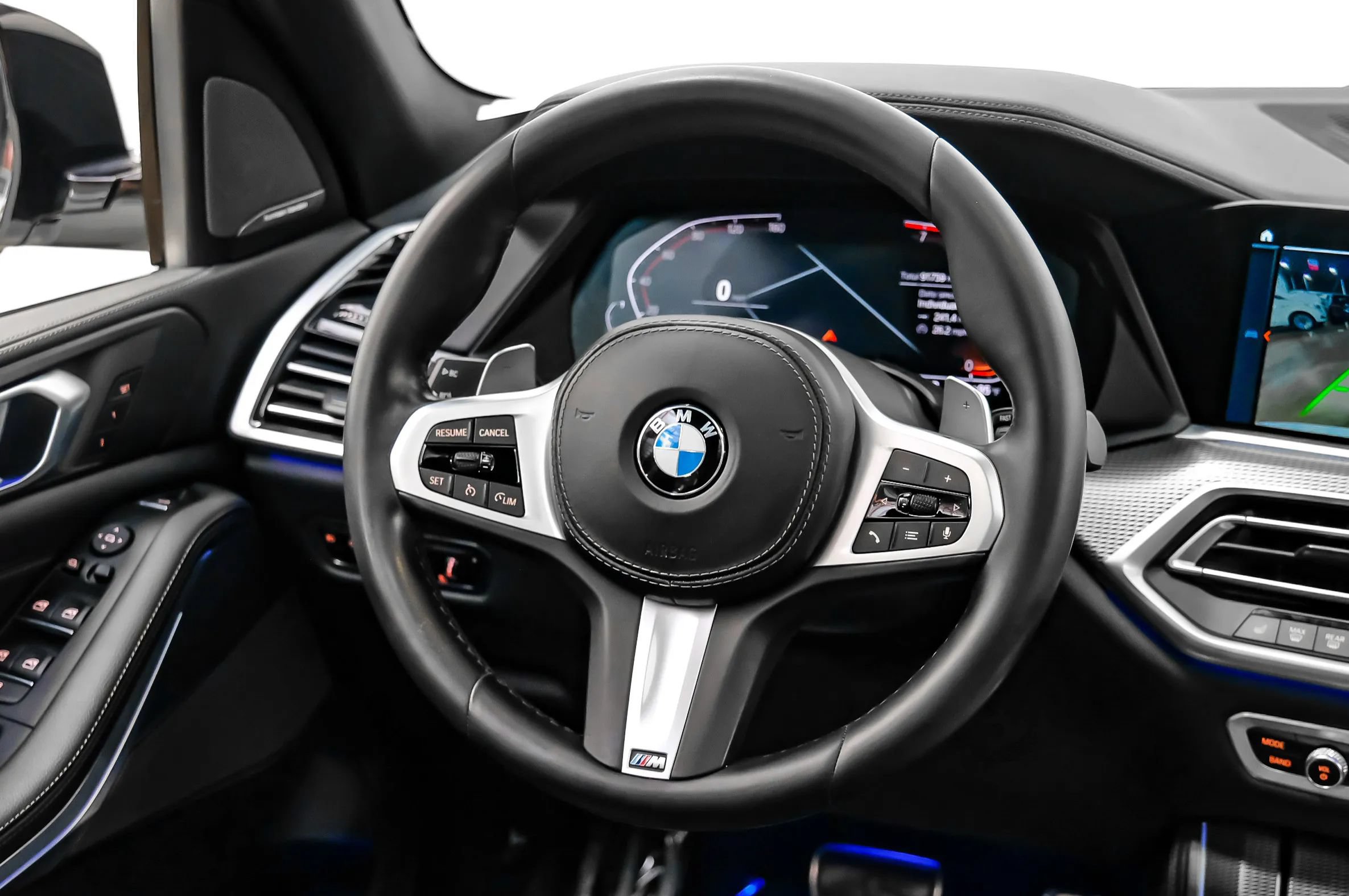 Used 2020 BMW X5 xDrive40i w/ M Sport Package AWD/4WD image 14