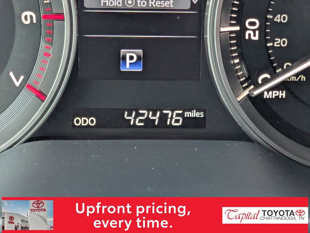 Used 2021 Toyota Land Cruiser image 18