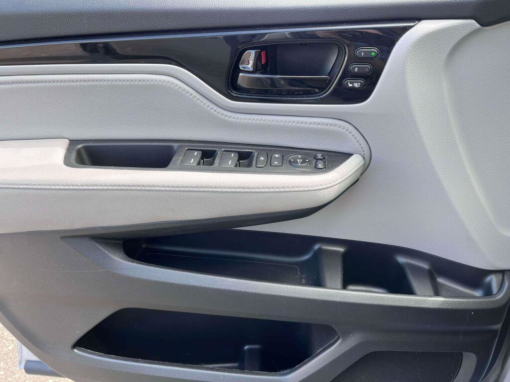 Used 2022 Honda Odyssey Elite image 33