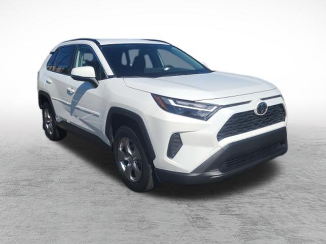 Certified 2025 Toyota RAV4 XLE AWD/4WD image 3