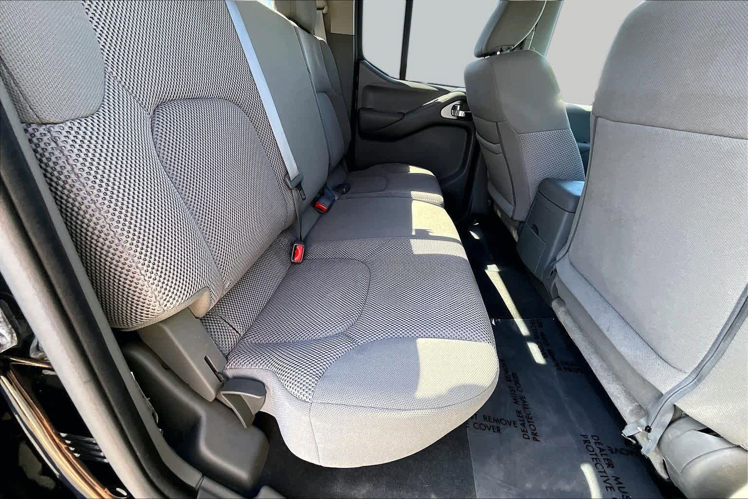 Used 2019 Nissan Frontier SV AWD/4WD image 19
