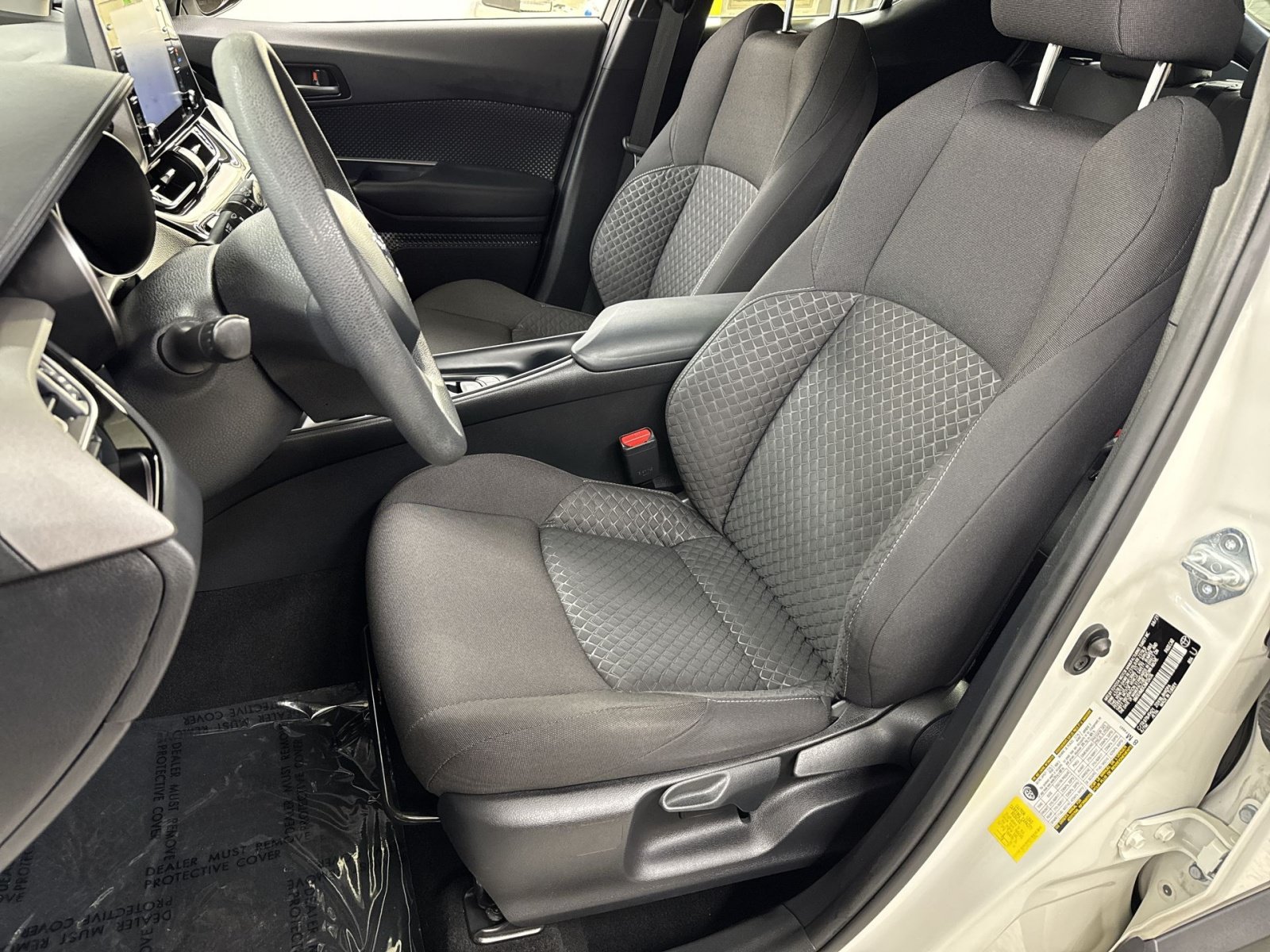 Used 2021 Toyota C-HR LE FWD image 25