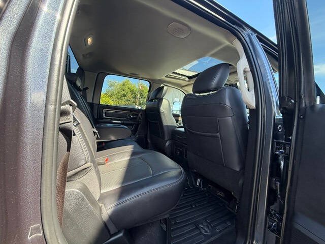 Used 2018 RAM 3500 Laramie w/ Protection Group AWD/4WD image 35