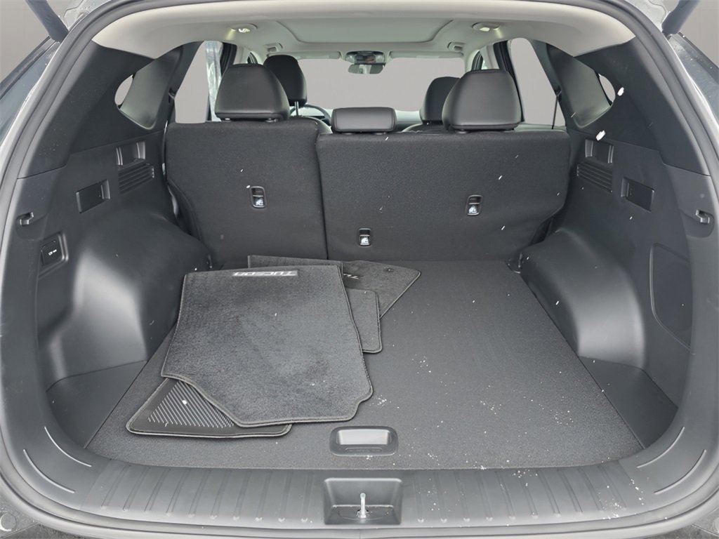 Certified 2025 Hyundai Tucson Limited image 14