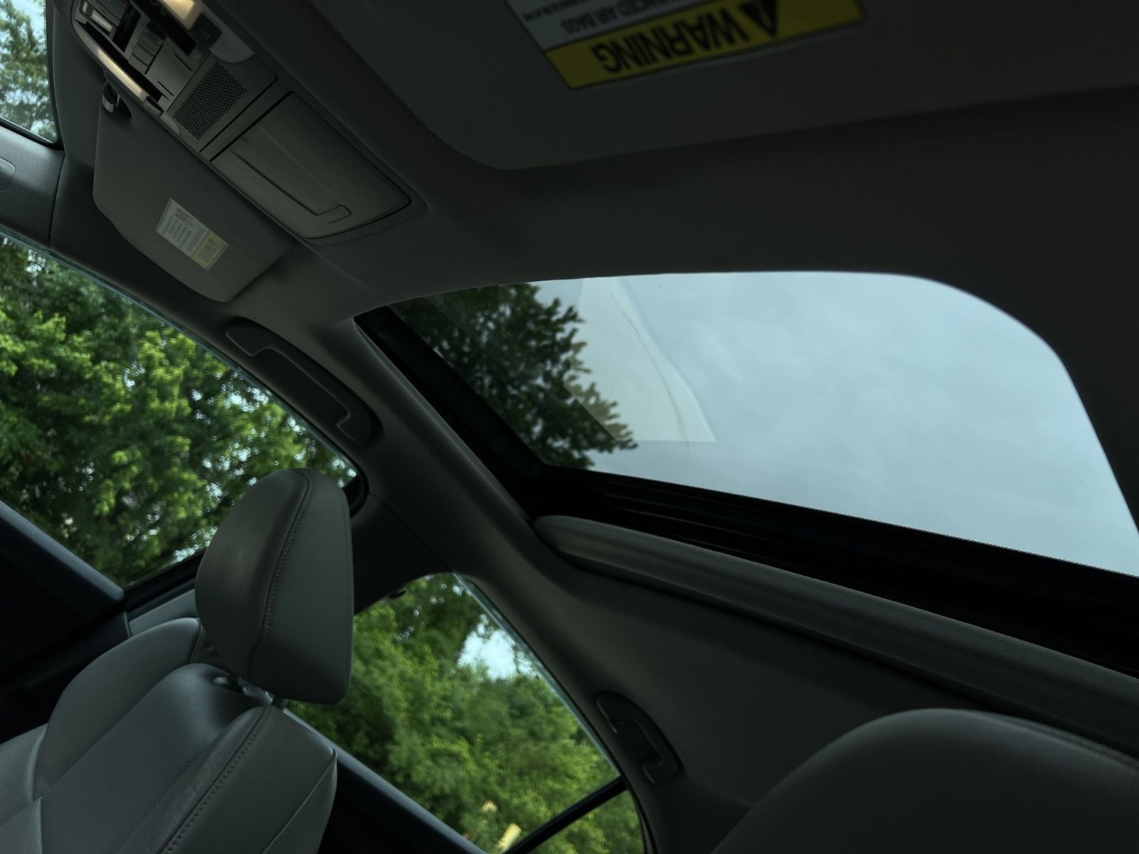 Used 2015 Acura TLX w/ Technology Package FWD image 45