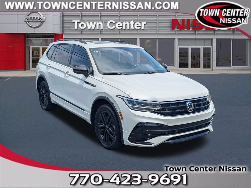 Used 2022 Volkswagen Tiguan SE R-Line