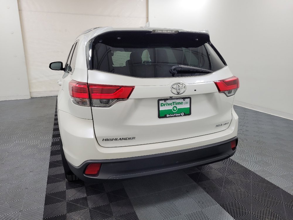 Used 2019 Toyota Highlander XLE image 6
