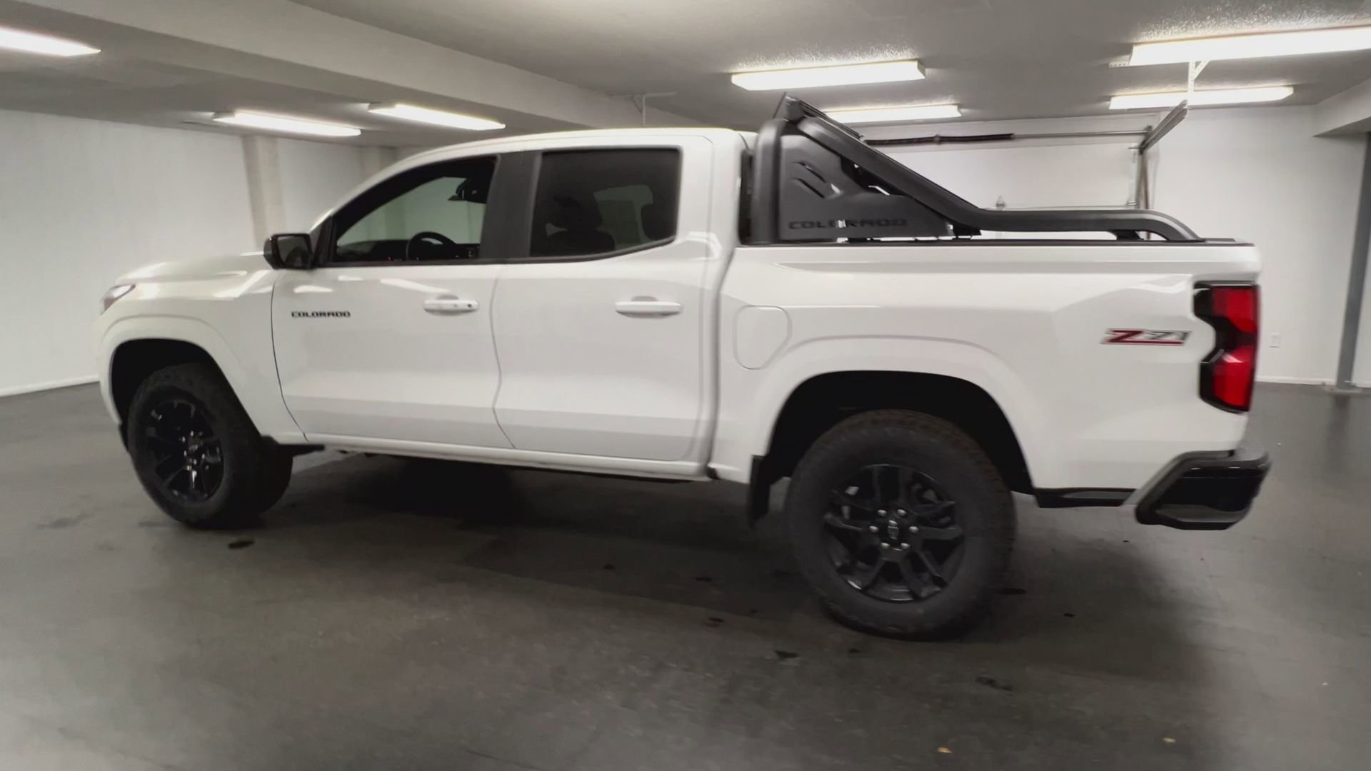 New 2025 Chevrolet Colorado Z71 w/ Midnight Edition image 41
