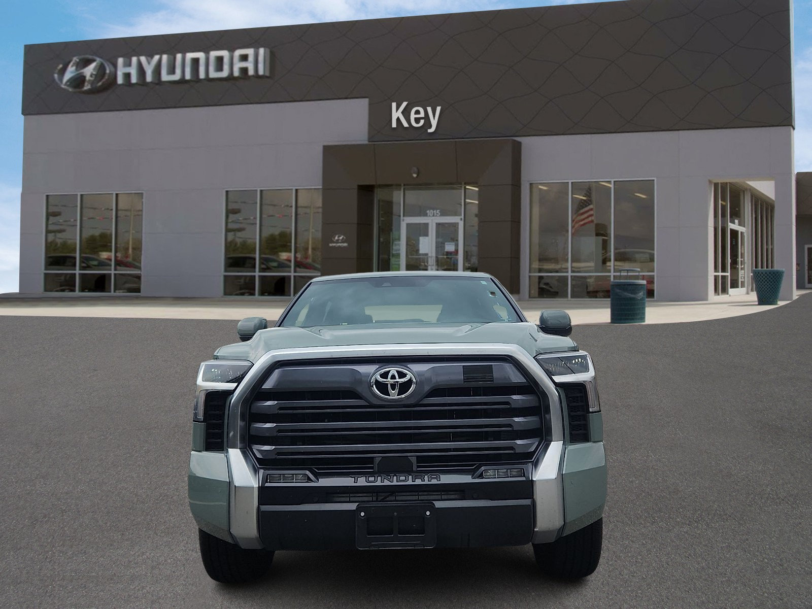Used 2026 Toyota Tundra Limited AWD/4WD image 7