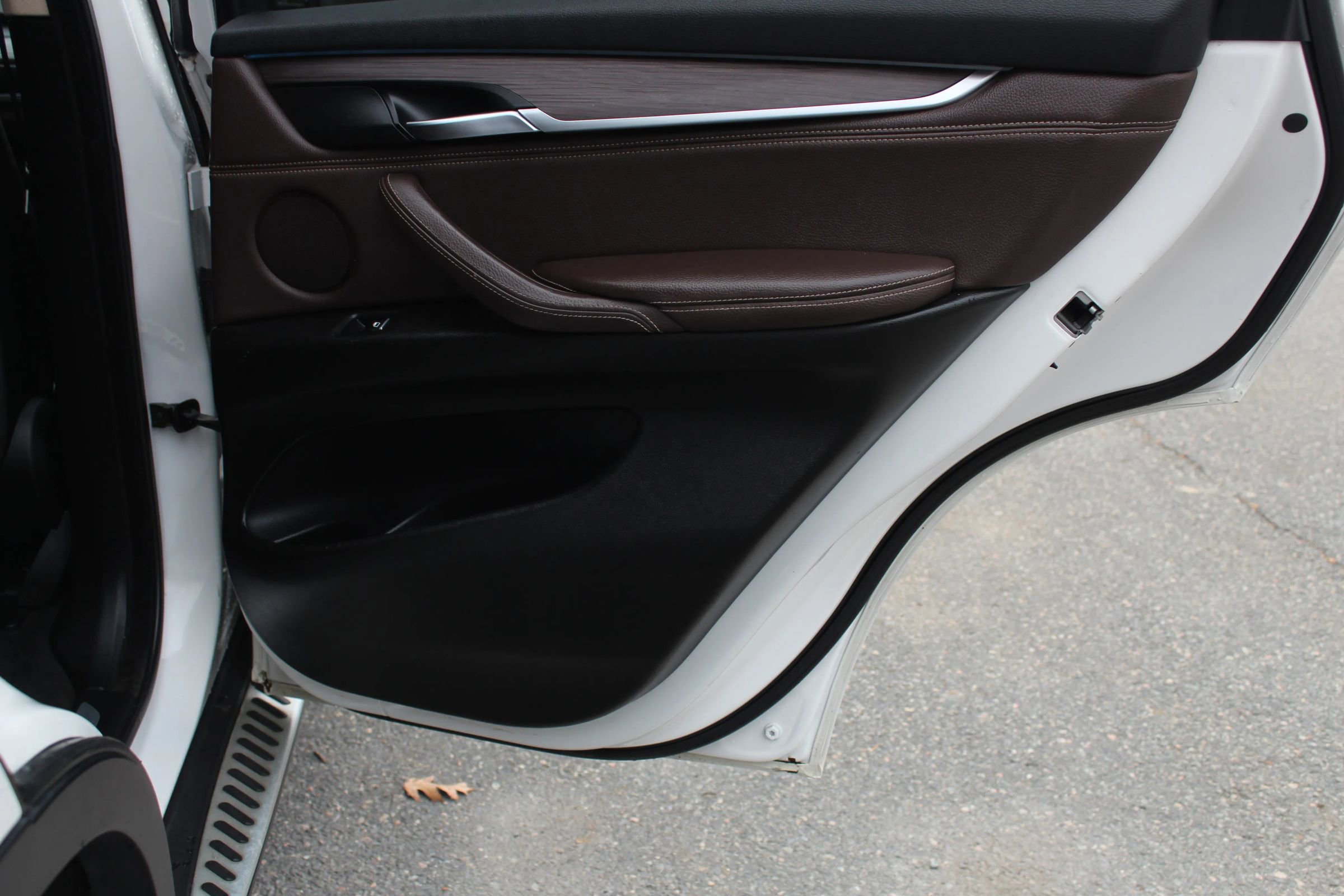 Used 2015 BMW X5 xDrive35i image 12