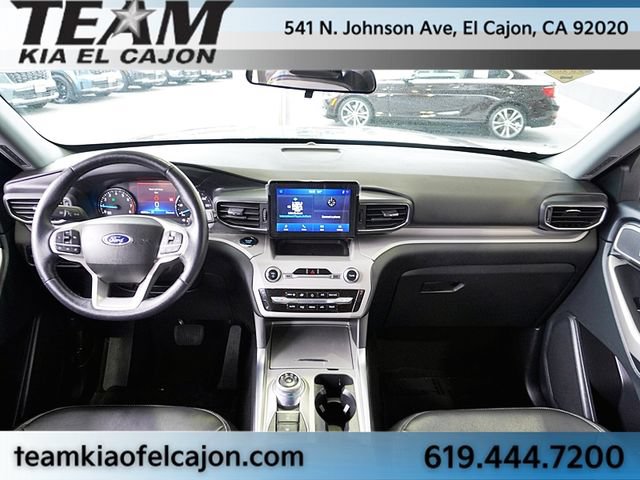 Used 2023 Ford Explorer XLT w/ Equipment Group 202A AWD/4WD image 21
