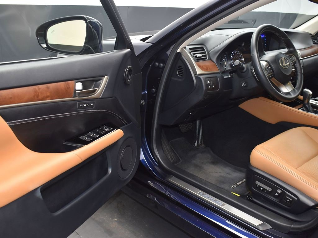 Used 2018 Lexus GS 350 AWD image 11