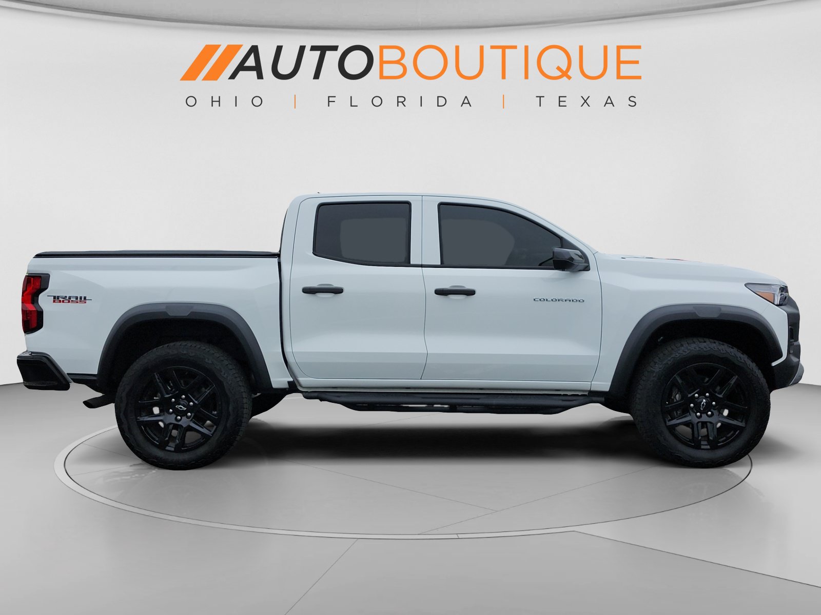Used 2025 Chevrolet Colorado Trail Boss AWD/4WD image 6