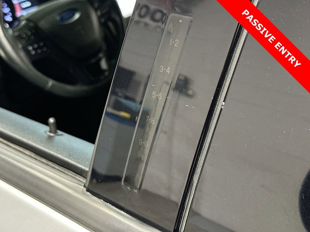 Used 2019 Ford Explorer XLT w/ Equipment Group 202A image 38