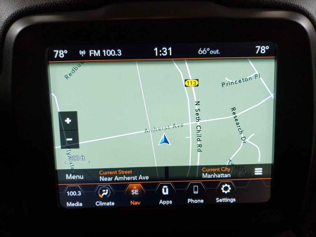 Used 2022 Jeep Renegade Altitude image 16