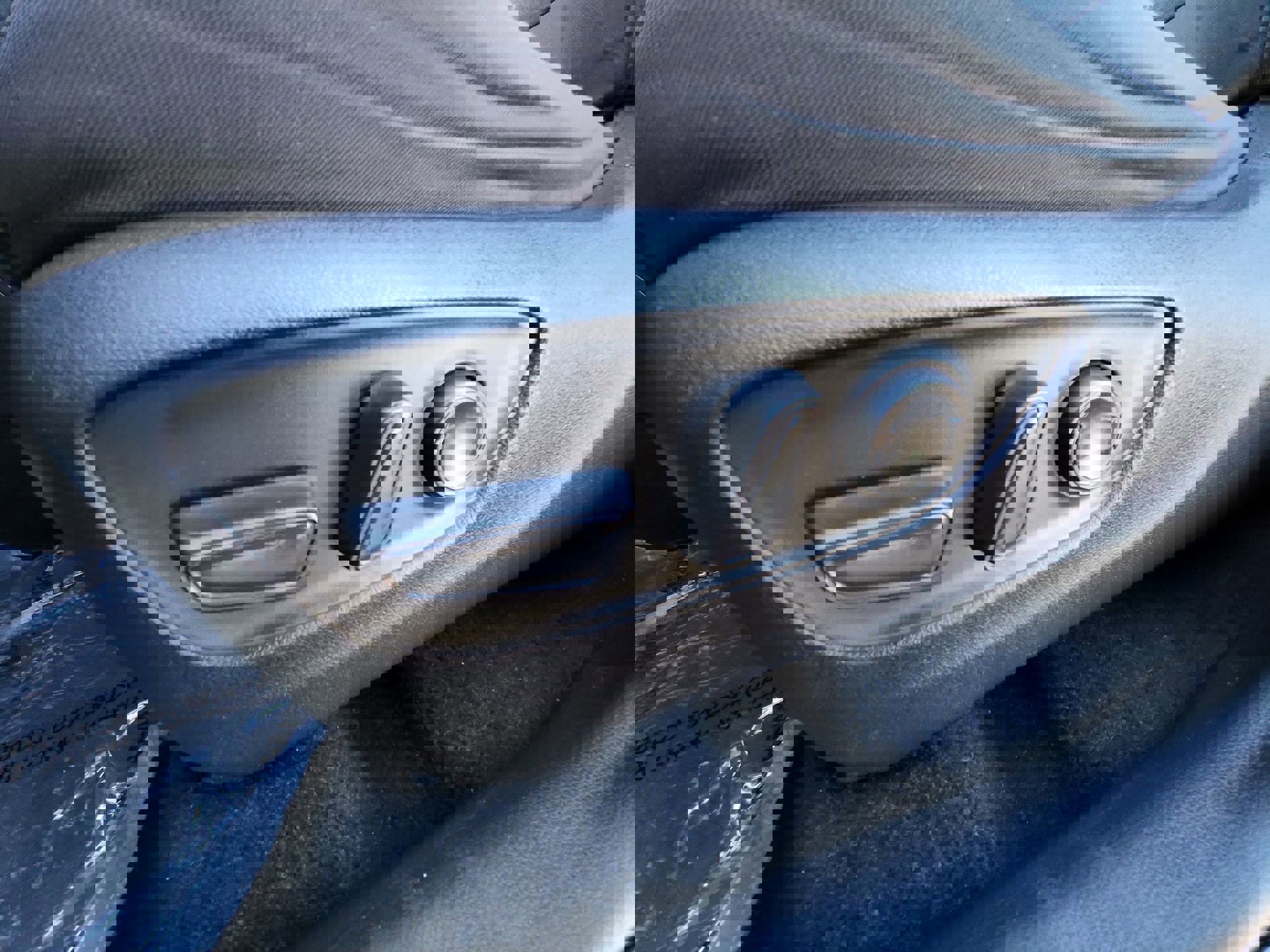 Used 2021 Toyota RAV4 XLE image 14