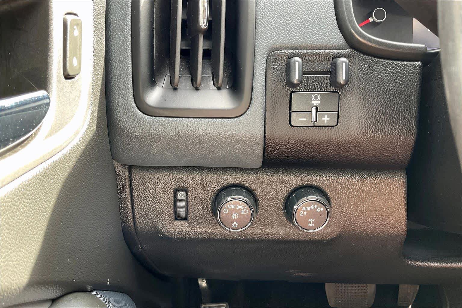 Certified 2020 Chevrolet Colorado Z71 AWD/4WD image 32