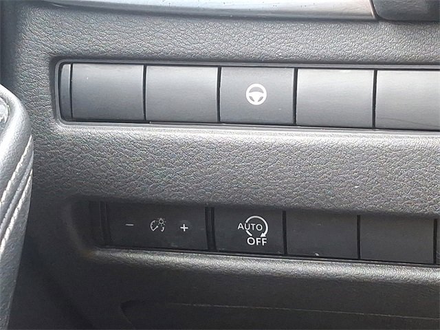Used 2023 Nissan Rogue SV image 26