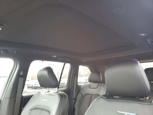 New 2024 Jeep Grand Cherokee Trailhawk w/ Advanced Protech Group II AWD/4WD image 11