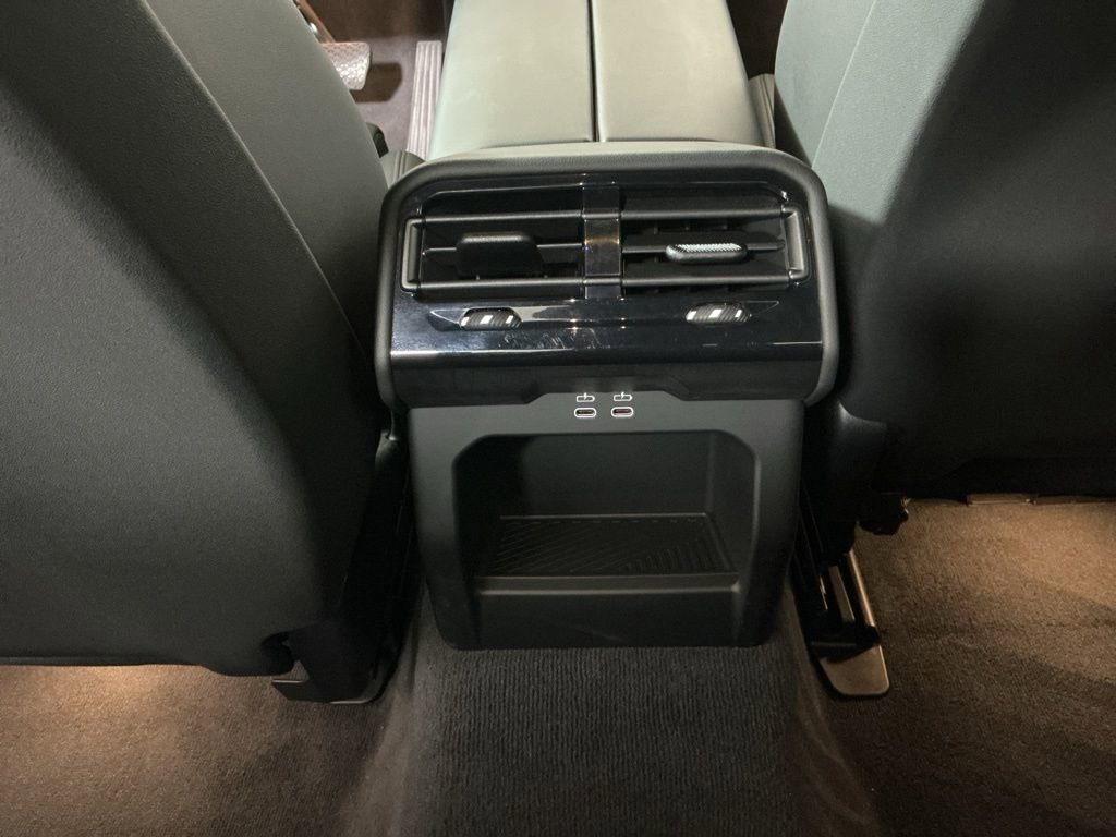 Certified 2025 BMW i5 eDrive40i image 27