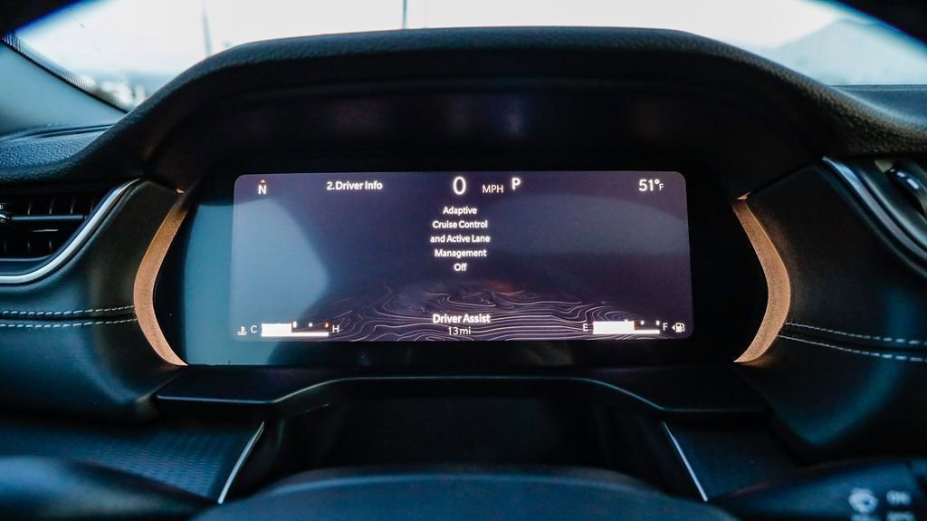 New 2025 Jeep Grand Cherokee Altitude image 24