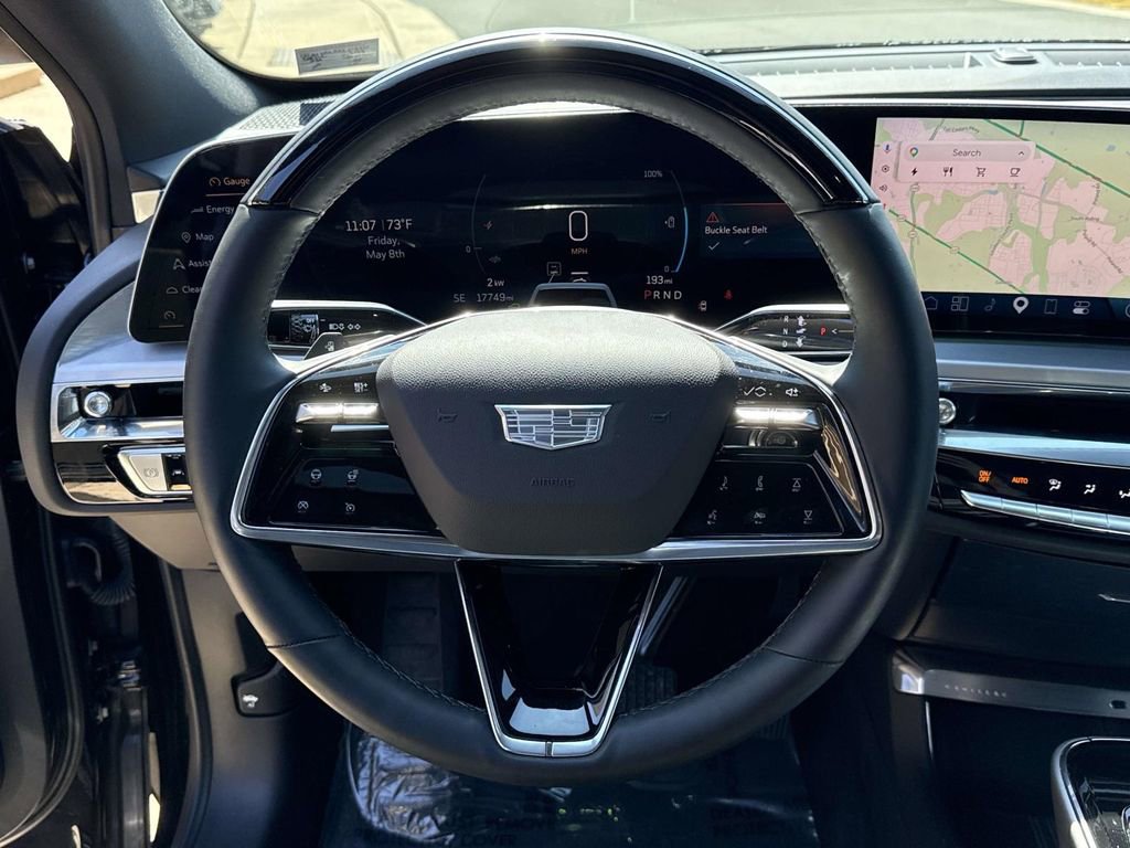 Used 2024 Cadillac Lyriq Sport AWD/4WD image 32