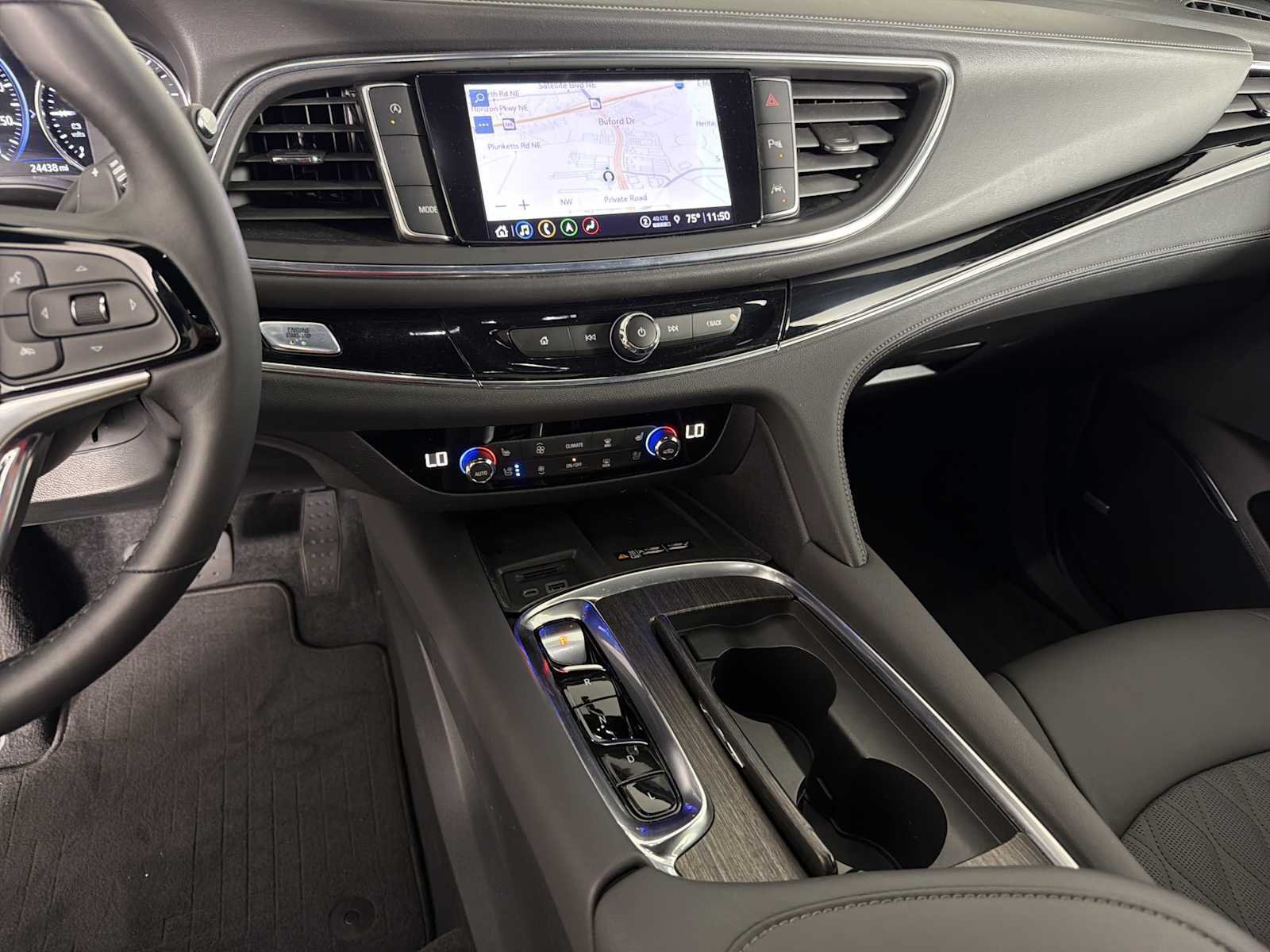 Certified 2023 Buick Enclave Avenir FWD image 29