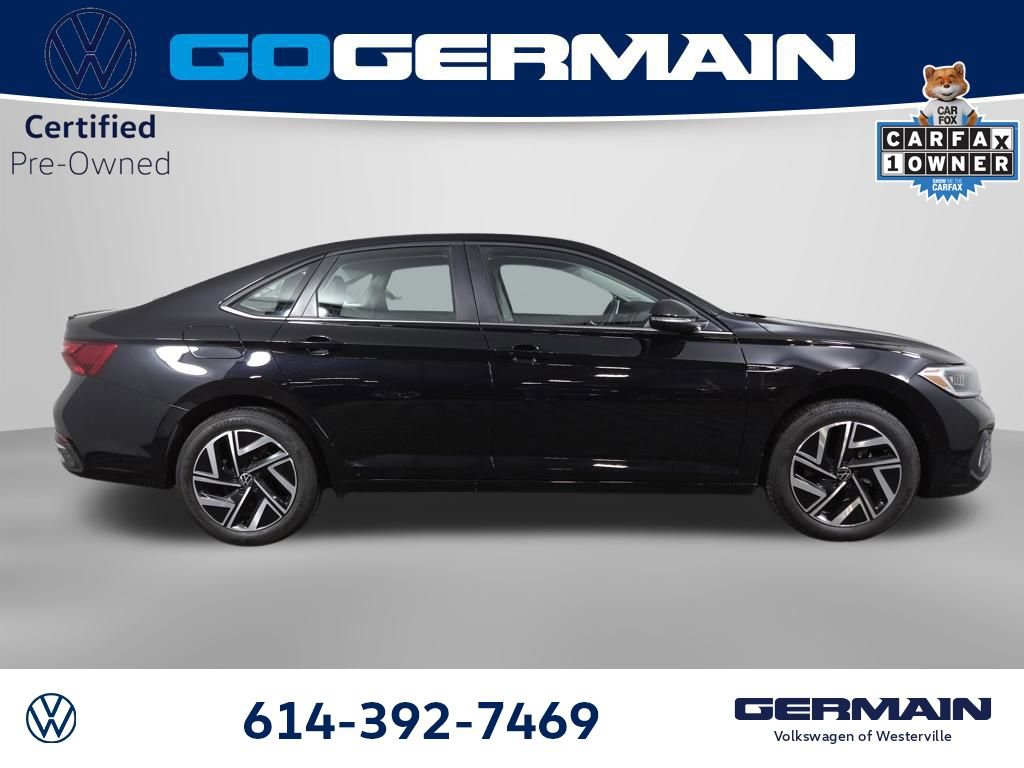 Used 2024 Volkswagen Jetta SEL image 6