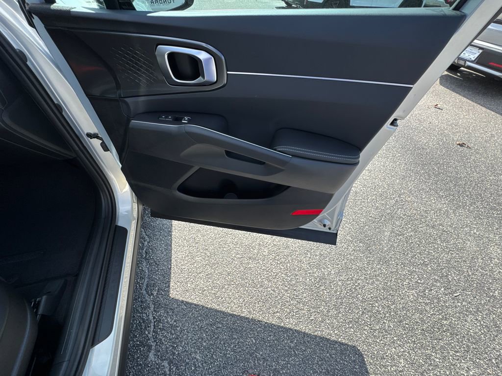 New 2026 Kia Sorento S w/ S Panoramic Sunroof Package FWD image 14