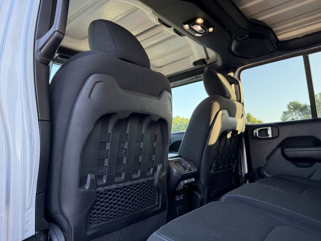 Used 2023 Jeep Wrangler Unlimited Rubicon 4xe AWD/4WD image 15